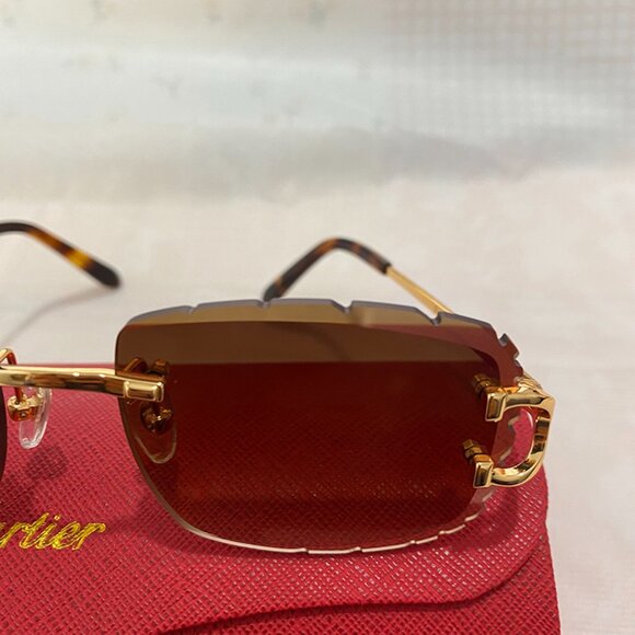 Cartier Classic Sunglasses With Brown Gradient Lenses And Petal Frames - Picture 3 of 8